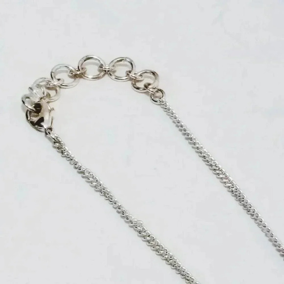 Pendant Necklace Silver Tone Gold Tone Pendant 17" - Picture 2 of 3